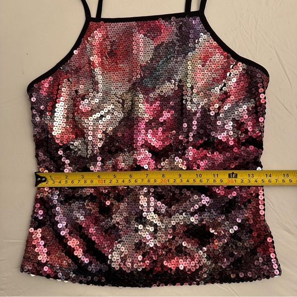 Express Y2K sequin crop top with hidden bralette and hook and eye back closure. - Picture 9 of 12